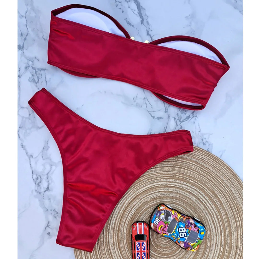 Bikini ohne Träger mit verstellbaren Polstern