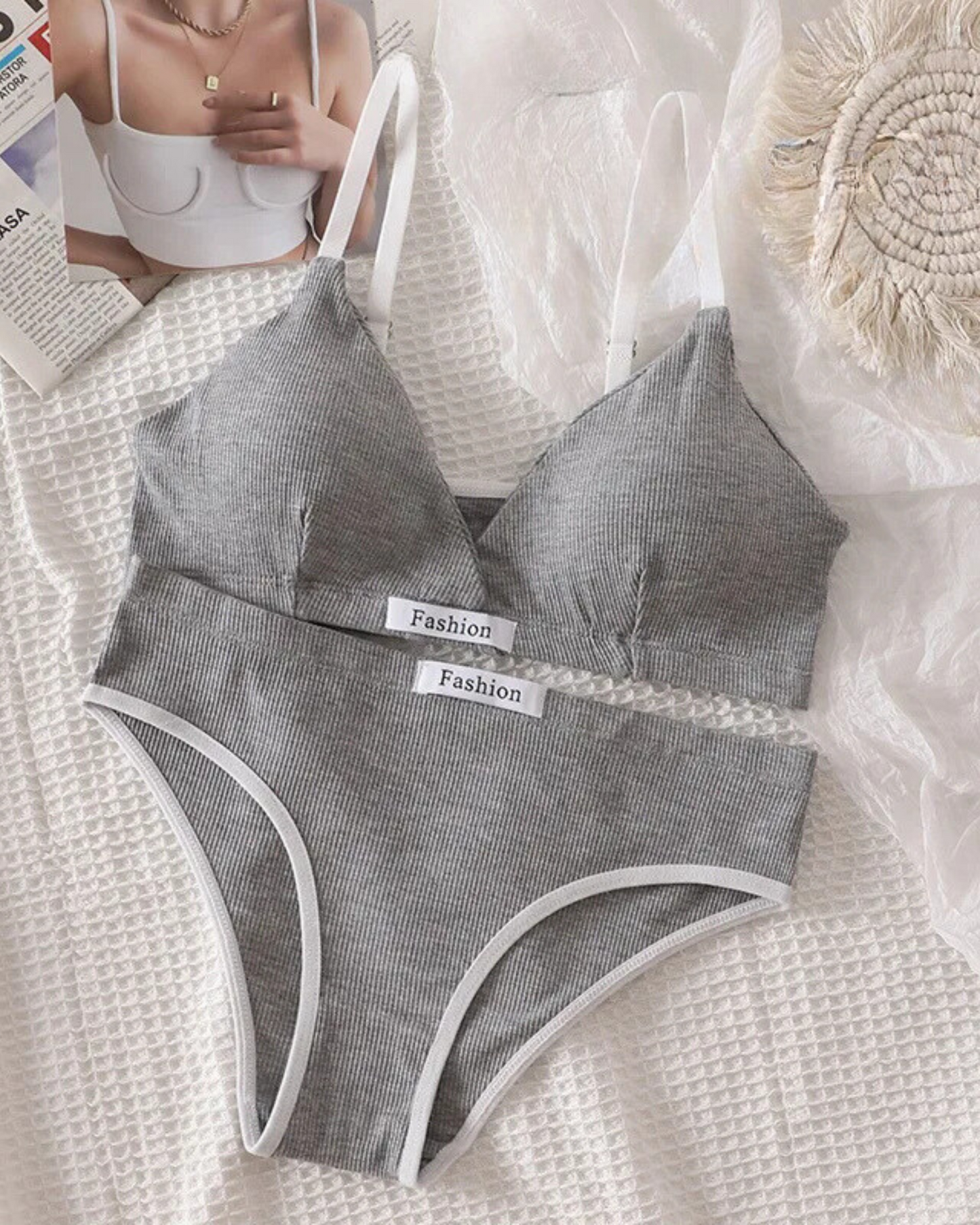 Bequeme Unterwäsche-Set aus geripptem Material