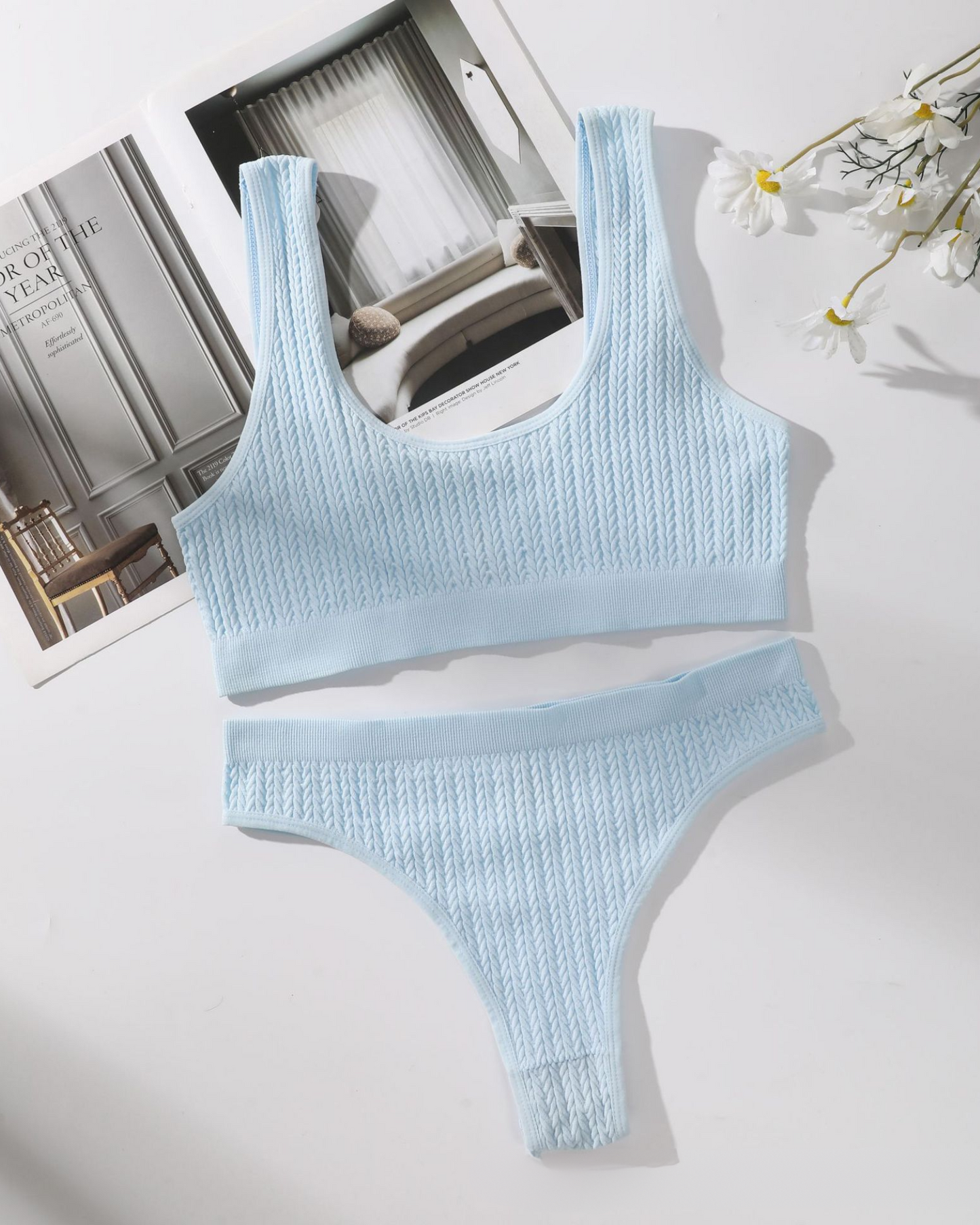Bequeme Unterwäsche-Set aus strukturiertem Material