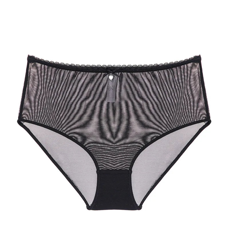 Hochgeschnittene Slips, die den Bauch formen