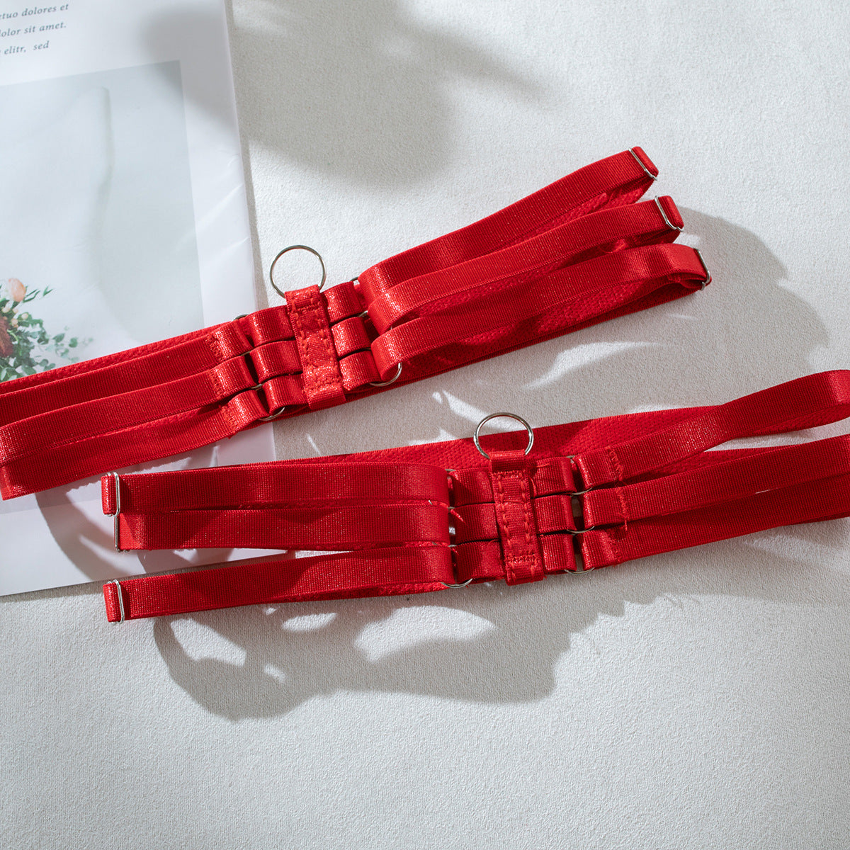 Satin-BH-Set mit Choker