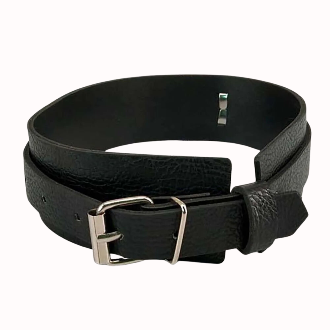 Halsband mit dekorativem Ring