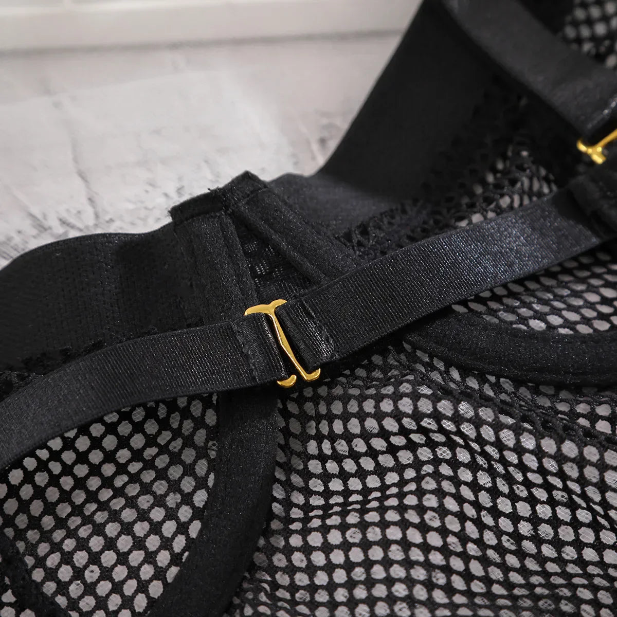 Netzbody mit Choker
