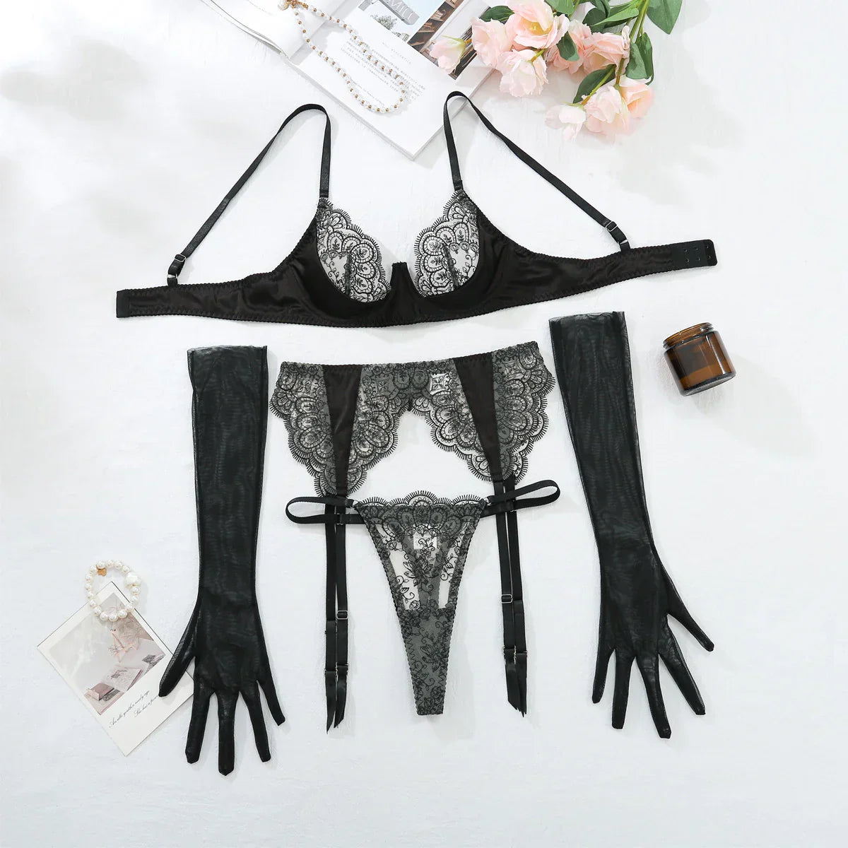 Spitzenunterwäsche-Set mit Handschuhen