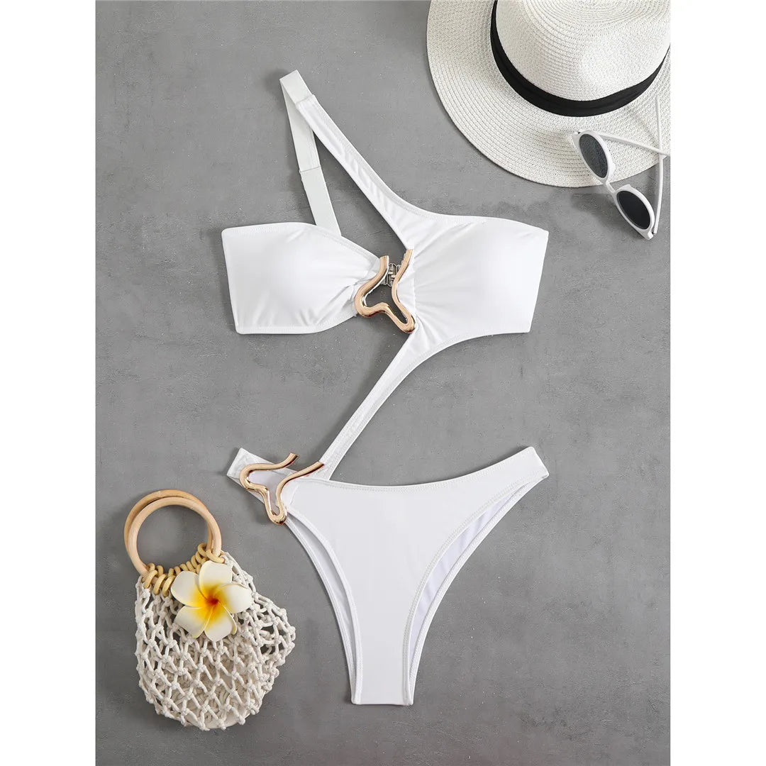 Monokini mit starken Ausschnitten