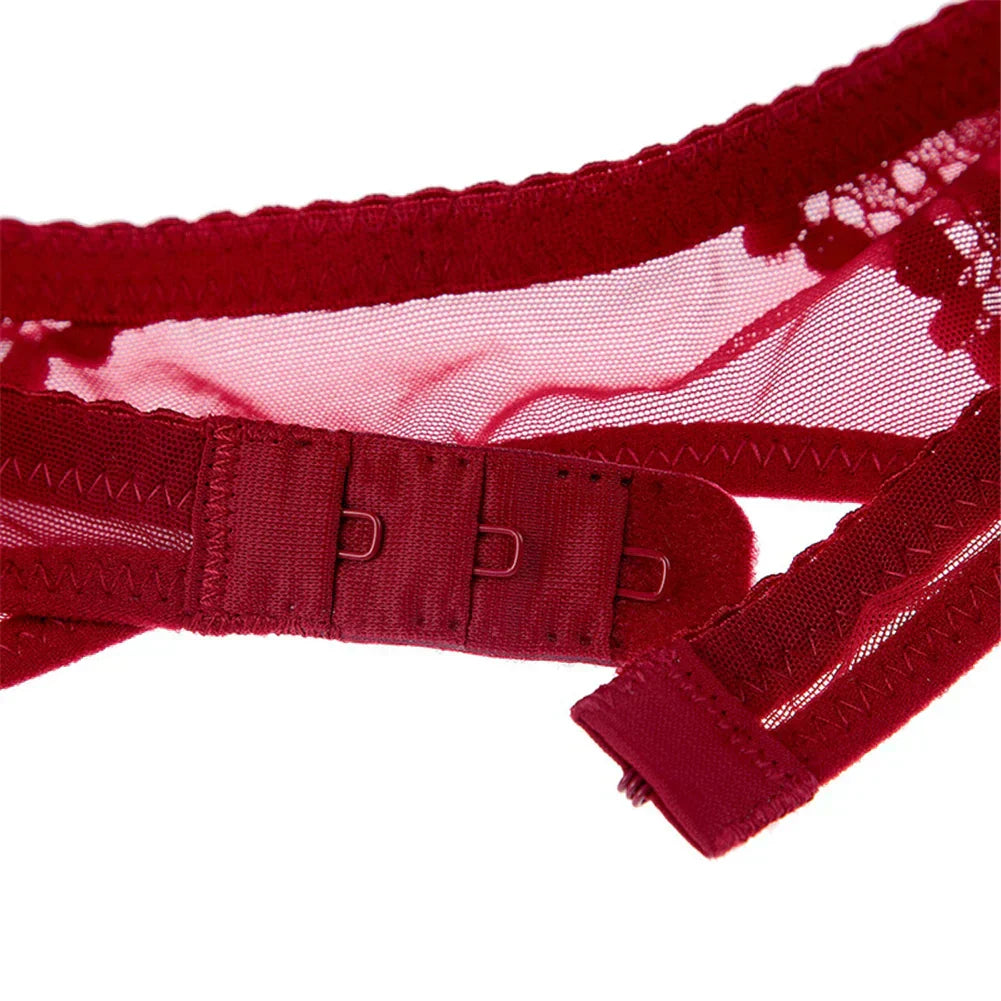 Strumpfhalter mit dekorativer Spitze