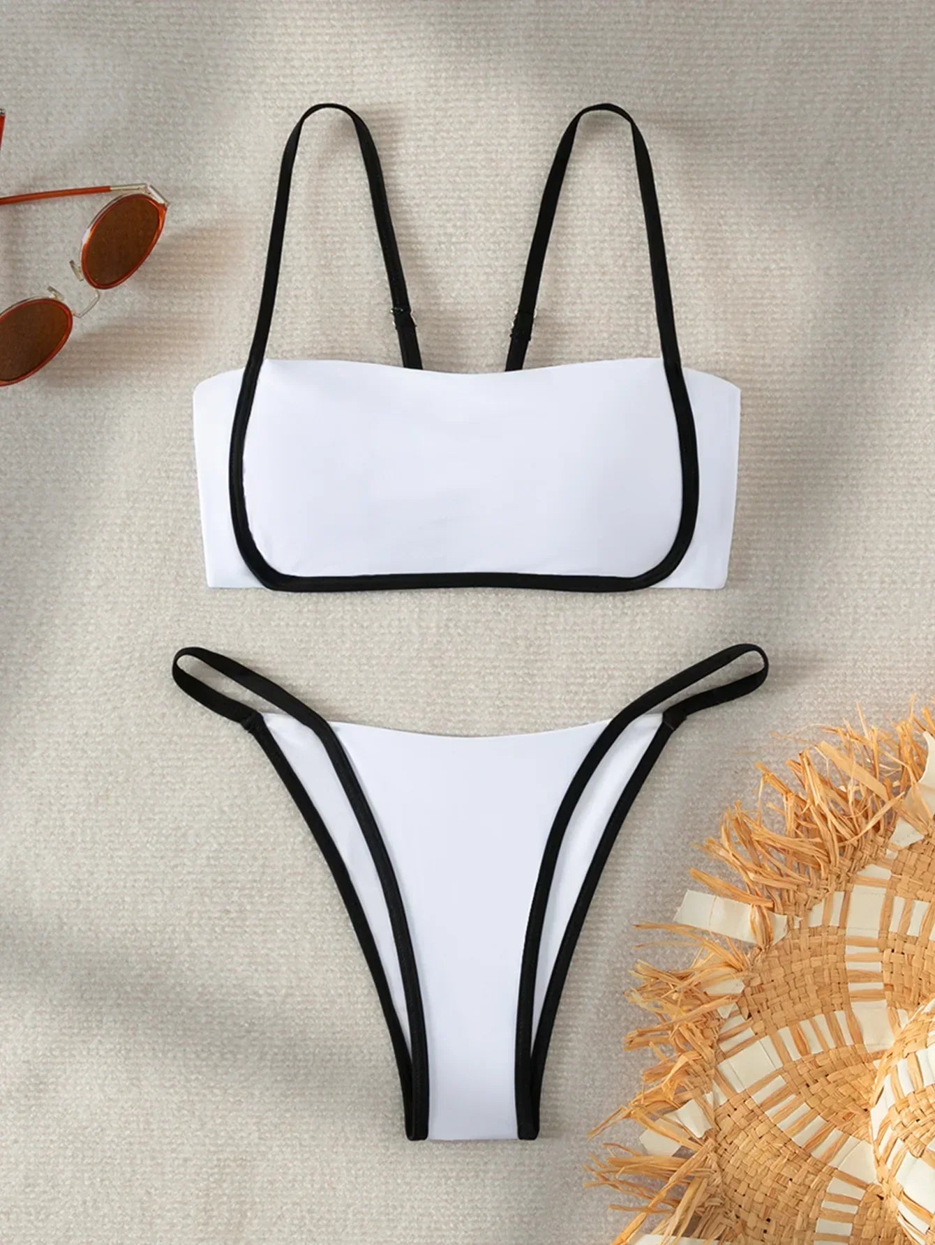 Bikini mit Rückenbindung