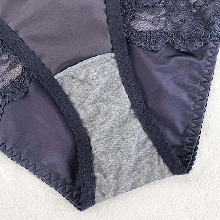Sexy Slips mit Spitzen-Einsätzen