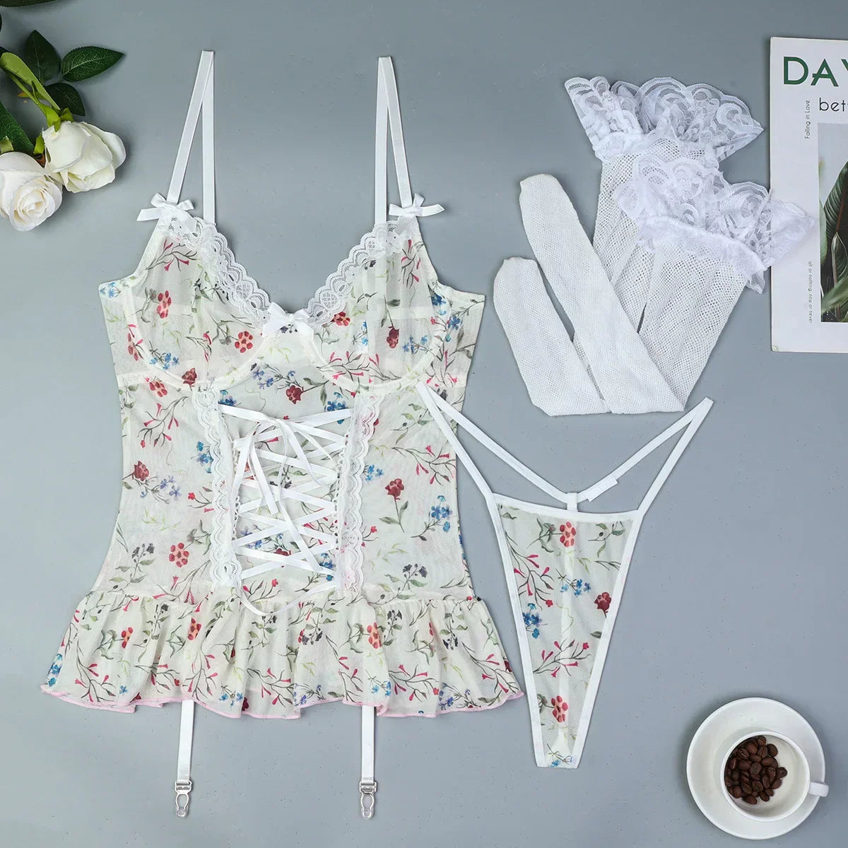 Netzbody mit Blumenmuster