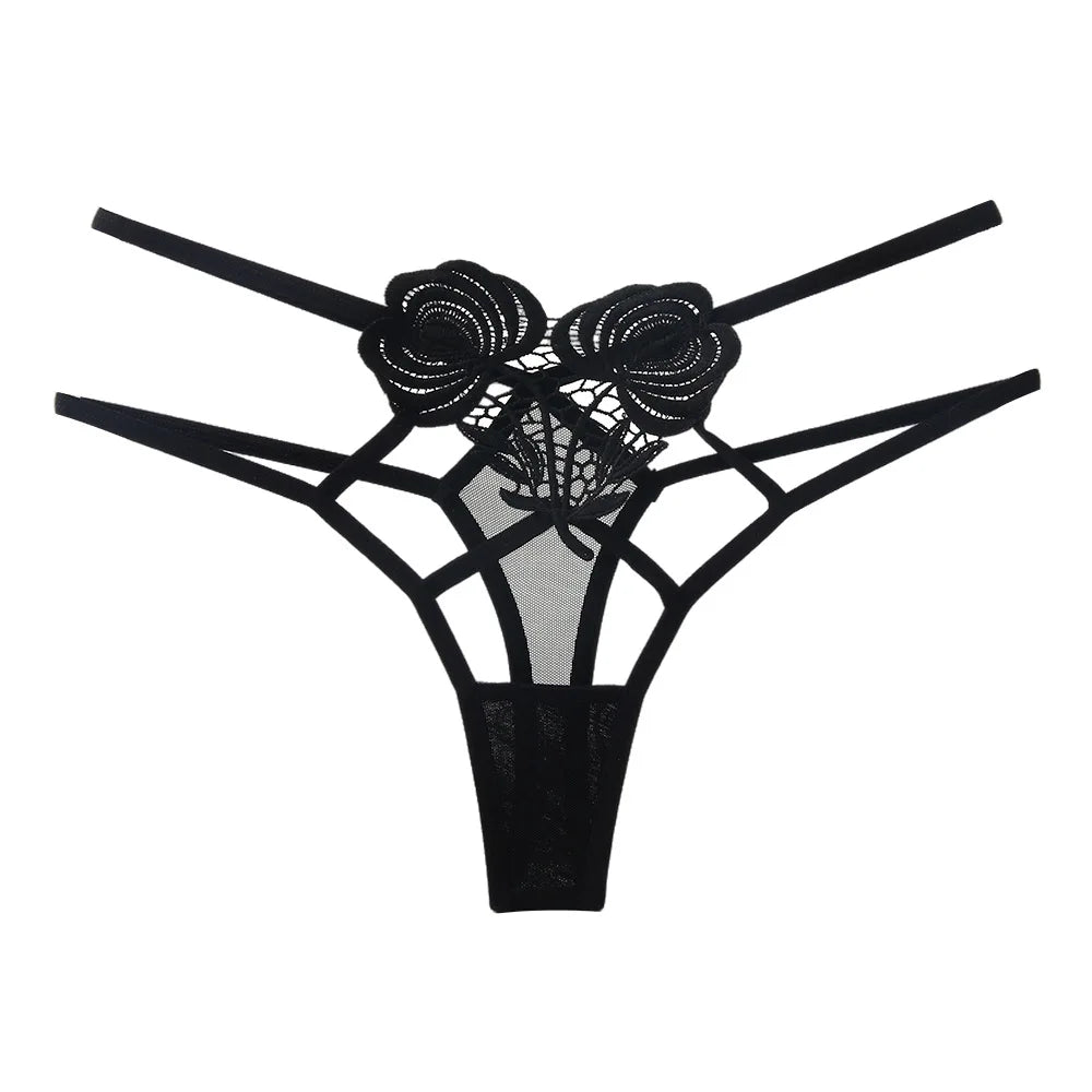 String mit dekorativen Rosen vorne