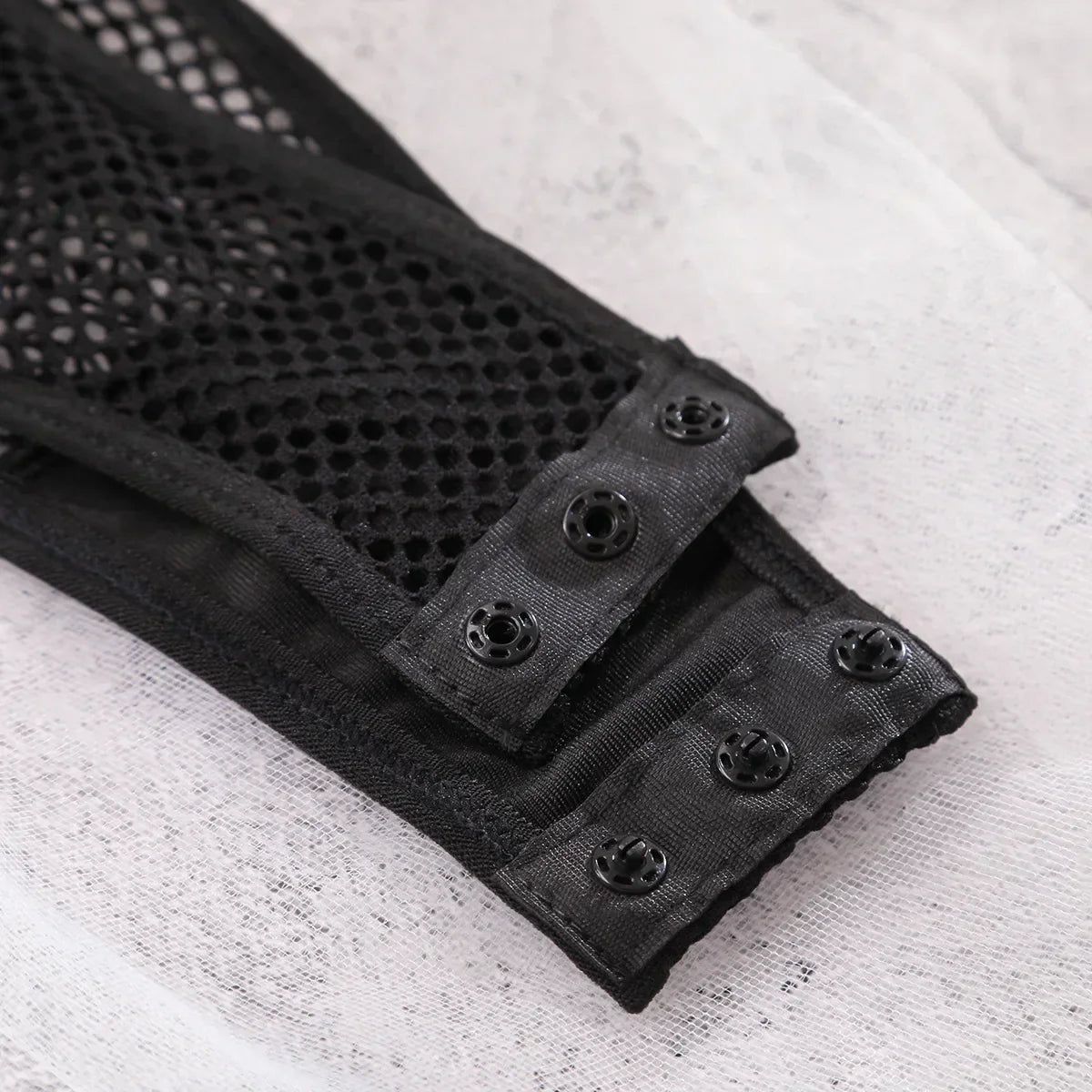 Netzbody mit Choker