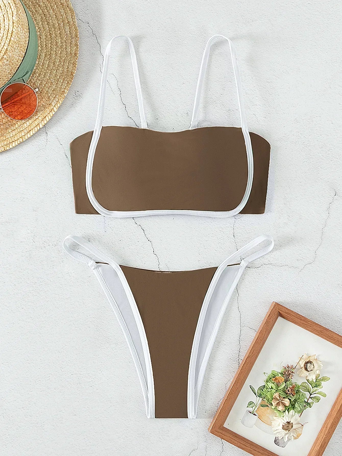 Bikini mit Rückenbindung