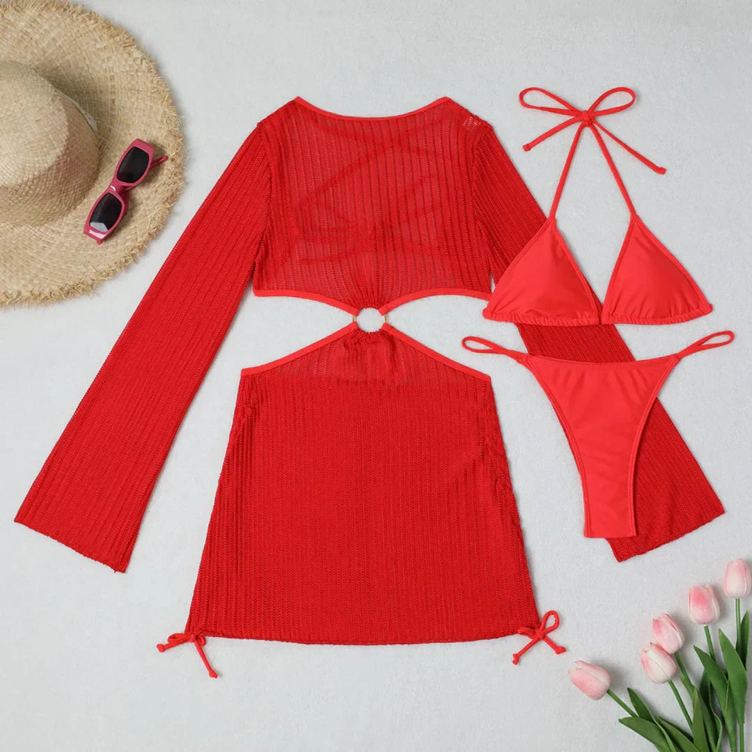 Bikini mit freiem Rücken und Strandkleid