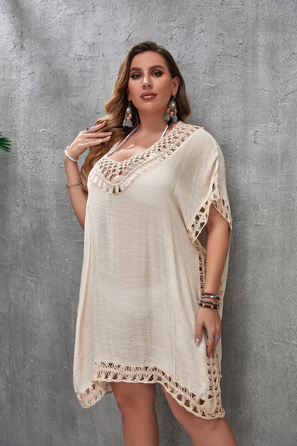 Strandkleid in Übergröße mit Nackenband