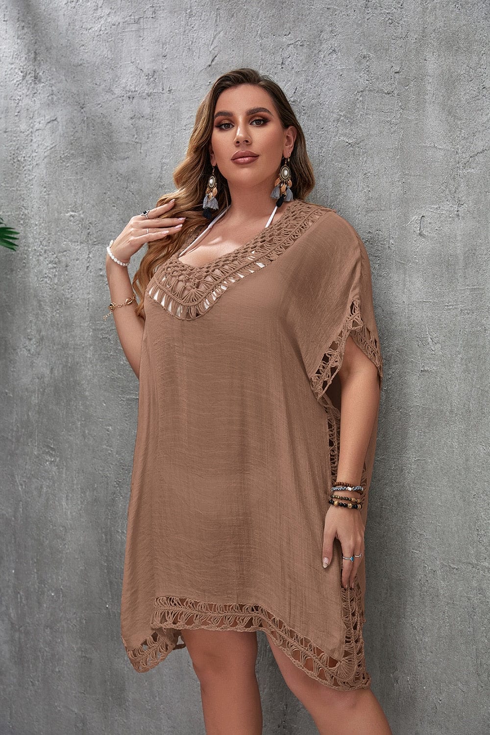 Strandkleid in Übergröße mit Nackenband