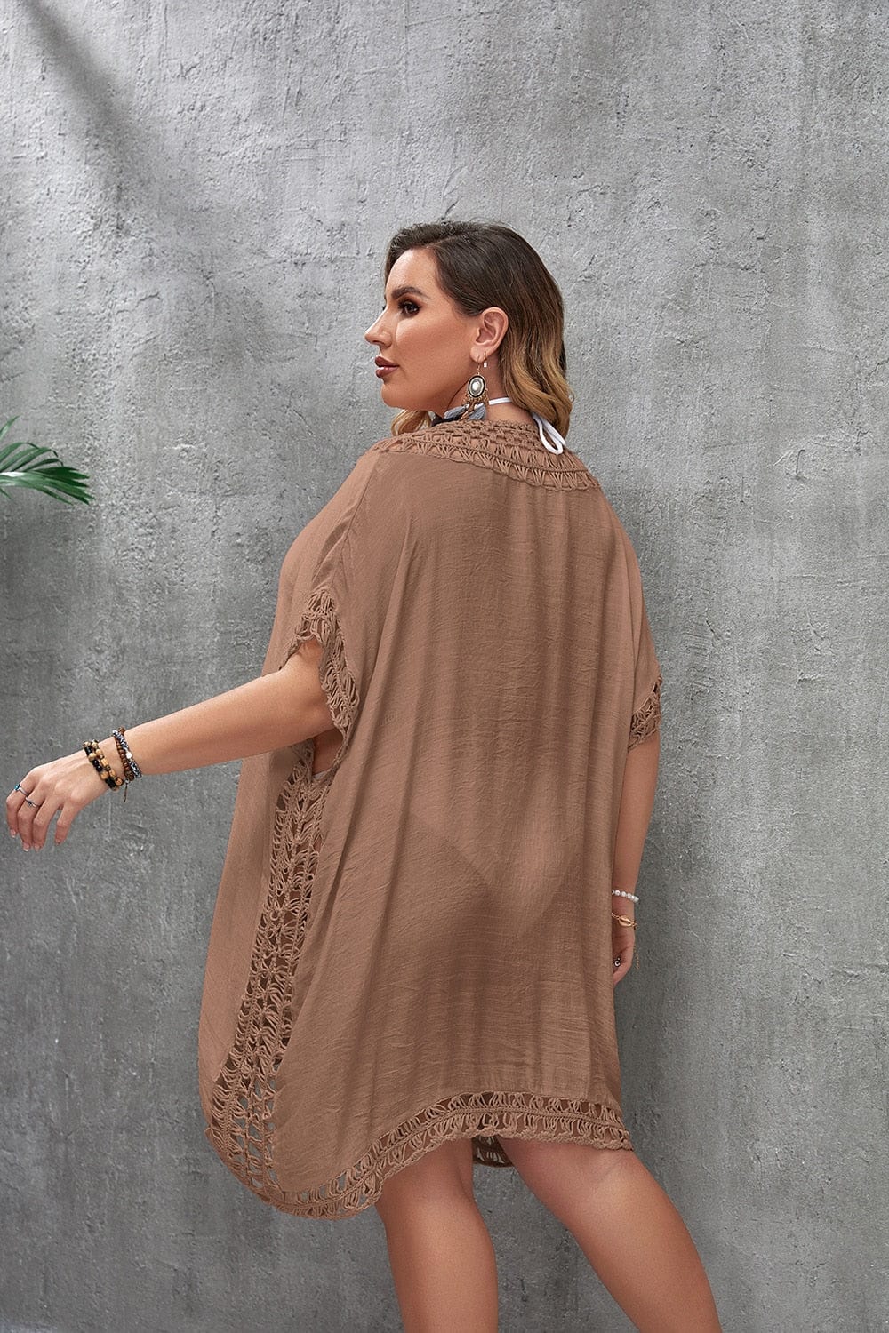 Strandkleid in Übergröße mit Nackenband