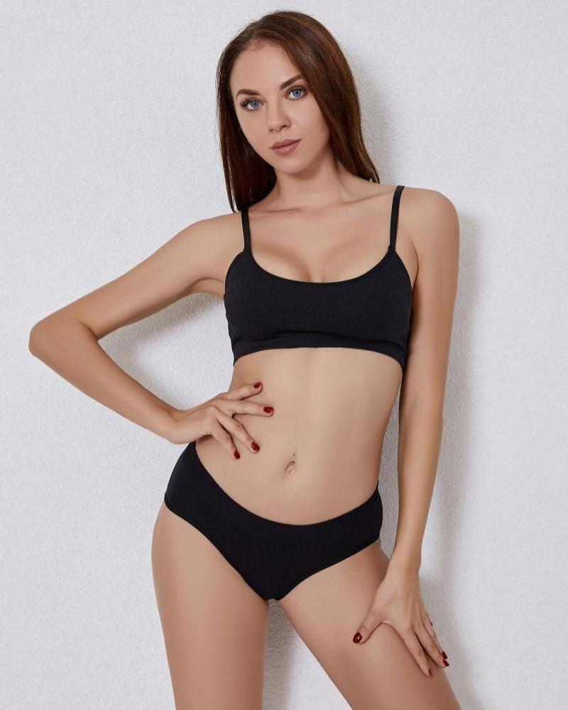 Bequeme Unterwäsche-Set aus geripptem Material