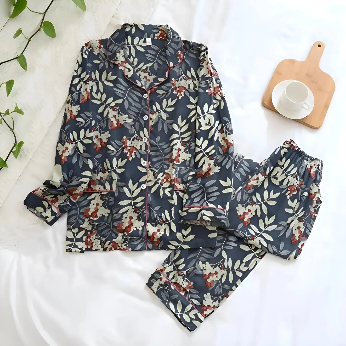 Green Long Pyjama Set with Patterns