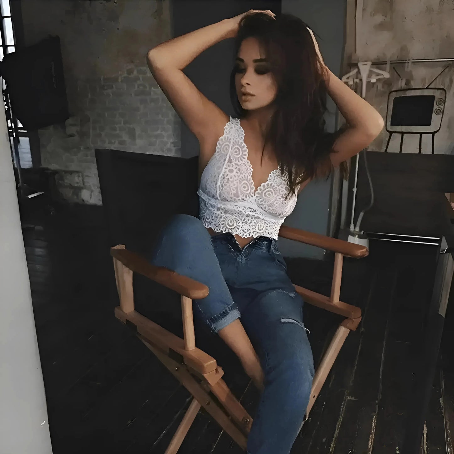 Lace High-Waisted Lingerie Set