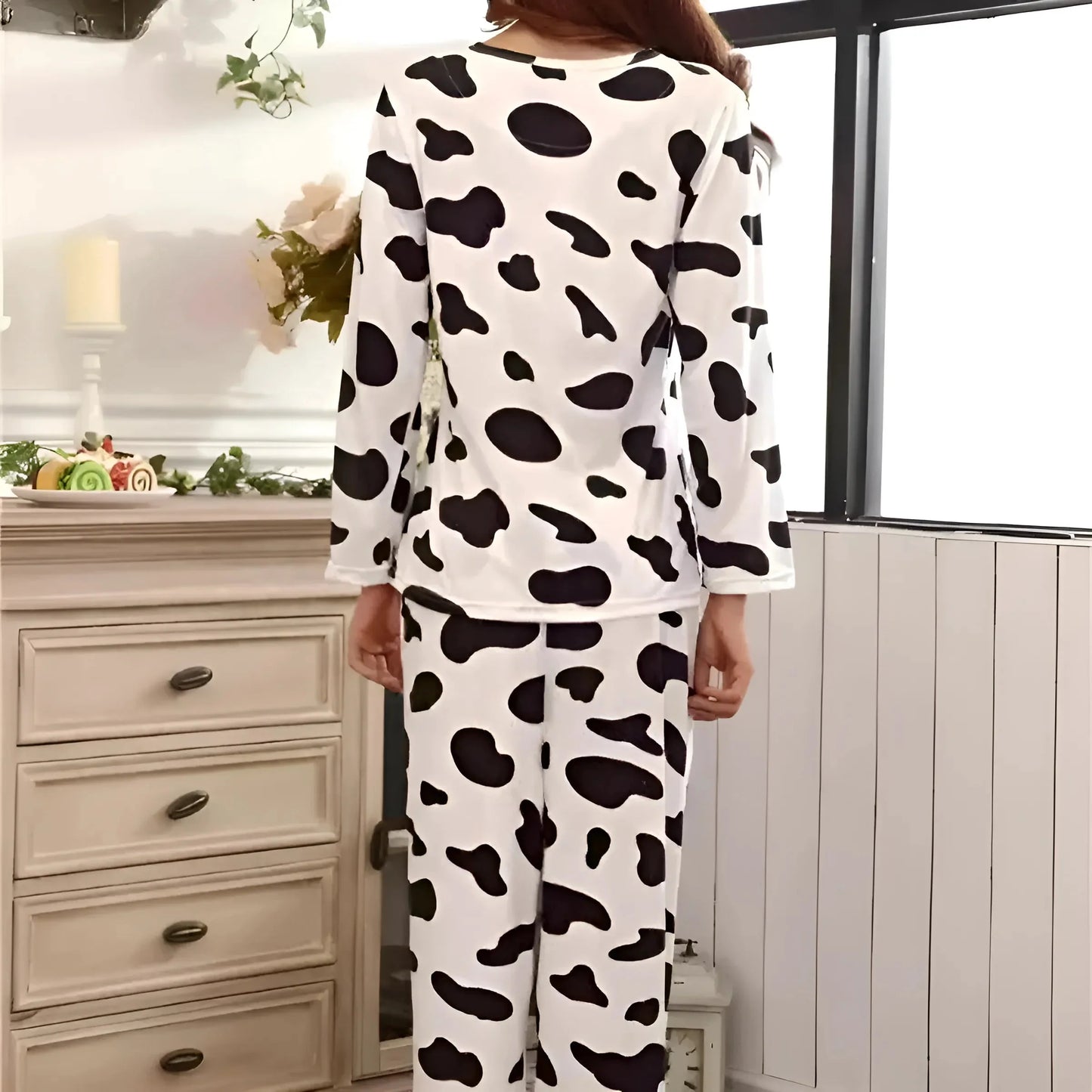 Long Pyjama Set with Black Spots