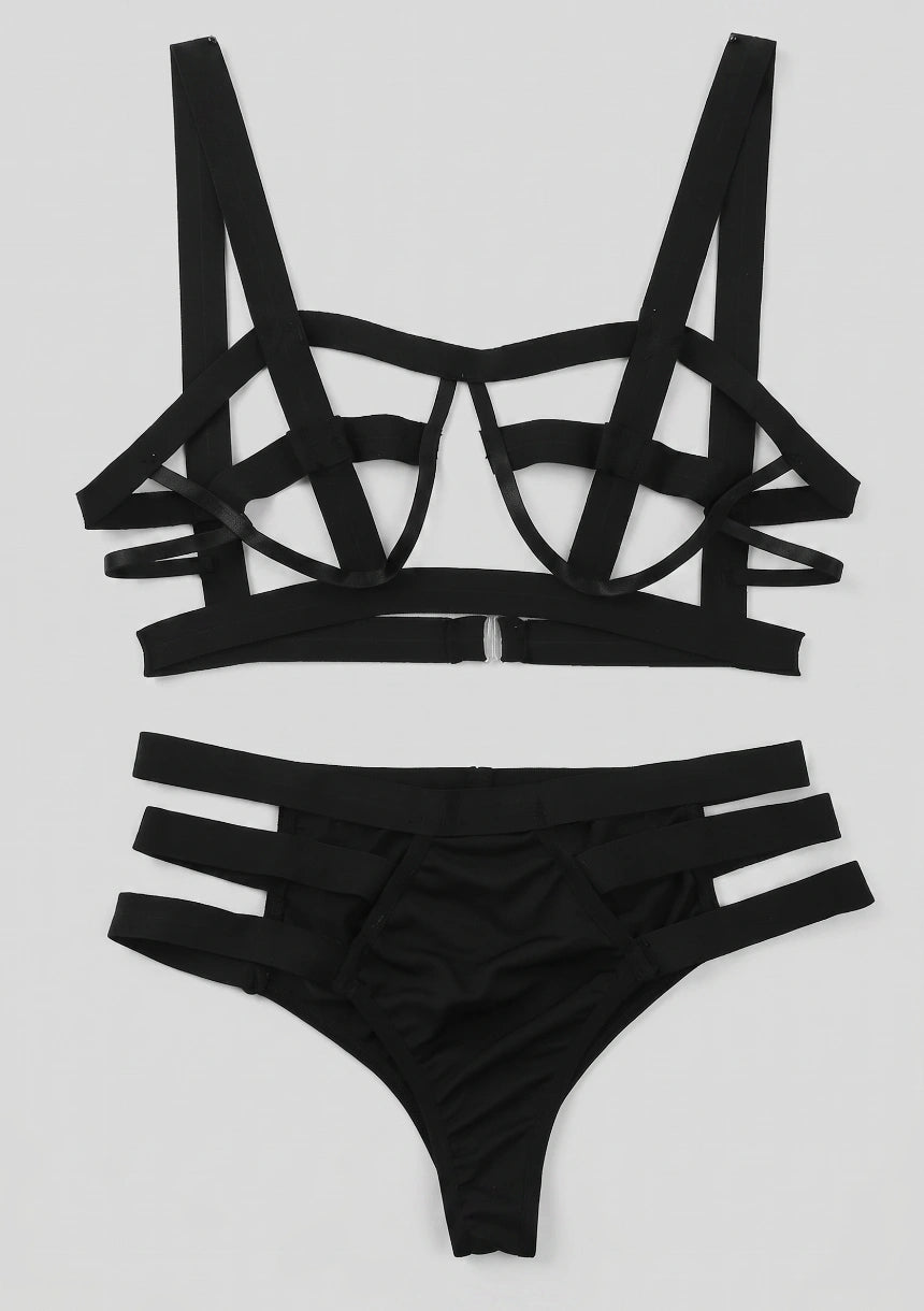 Lingerie-Set mit dekorativen Trägern