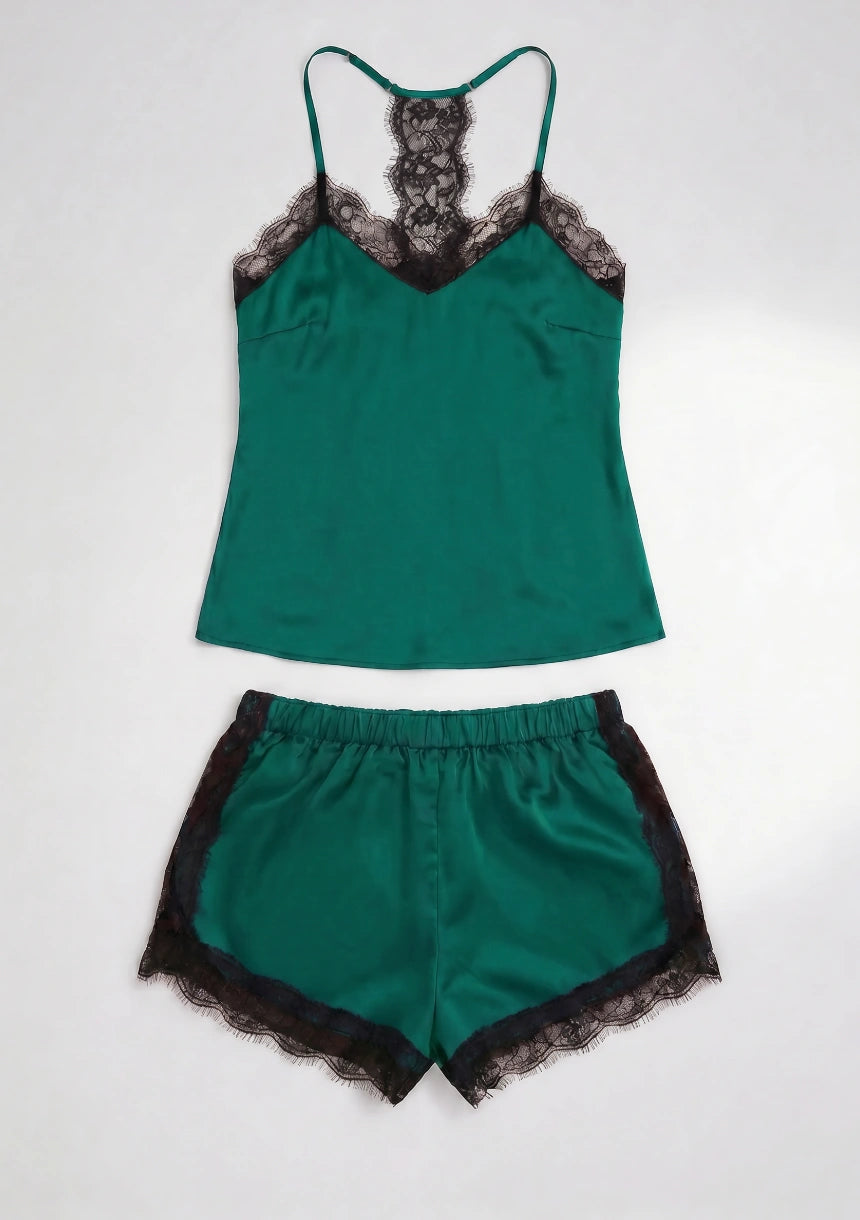 Spitzenbesetztes Pyjama-Set mit T-Shirt und Shorts