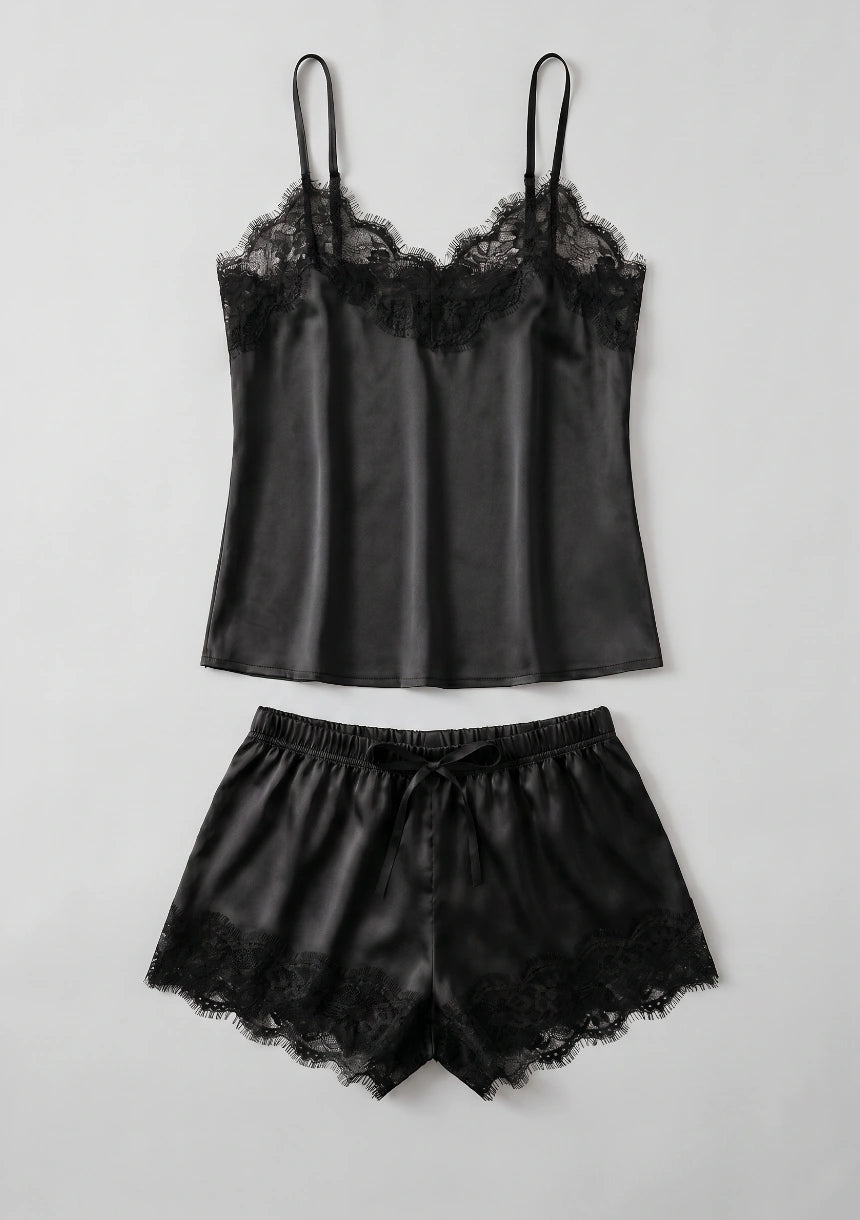 Kurzes Satin-Pyjama-Set für Frauen mit dekorativem Spitzenbesatz