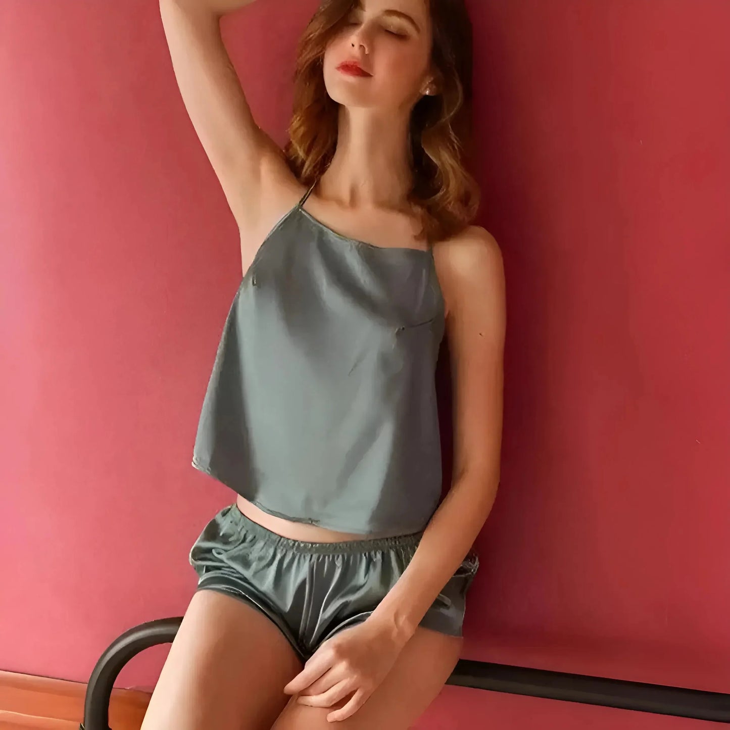 Olive Classic Women's Two-Piece Pyjama Set