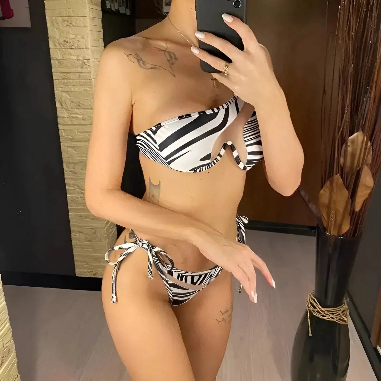 One-Shoulder Mesh Two-Piece Swimsuit