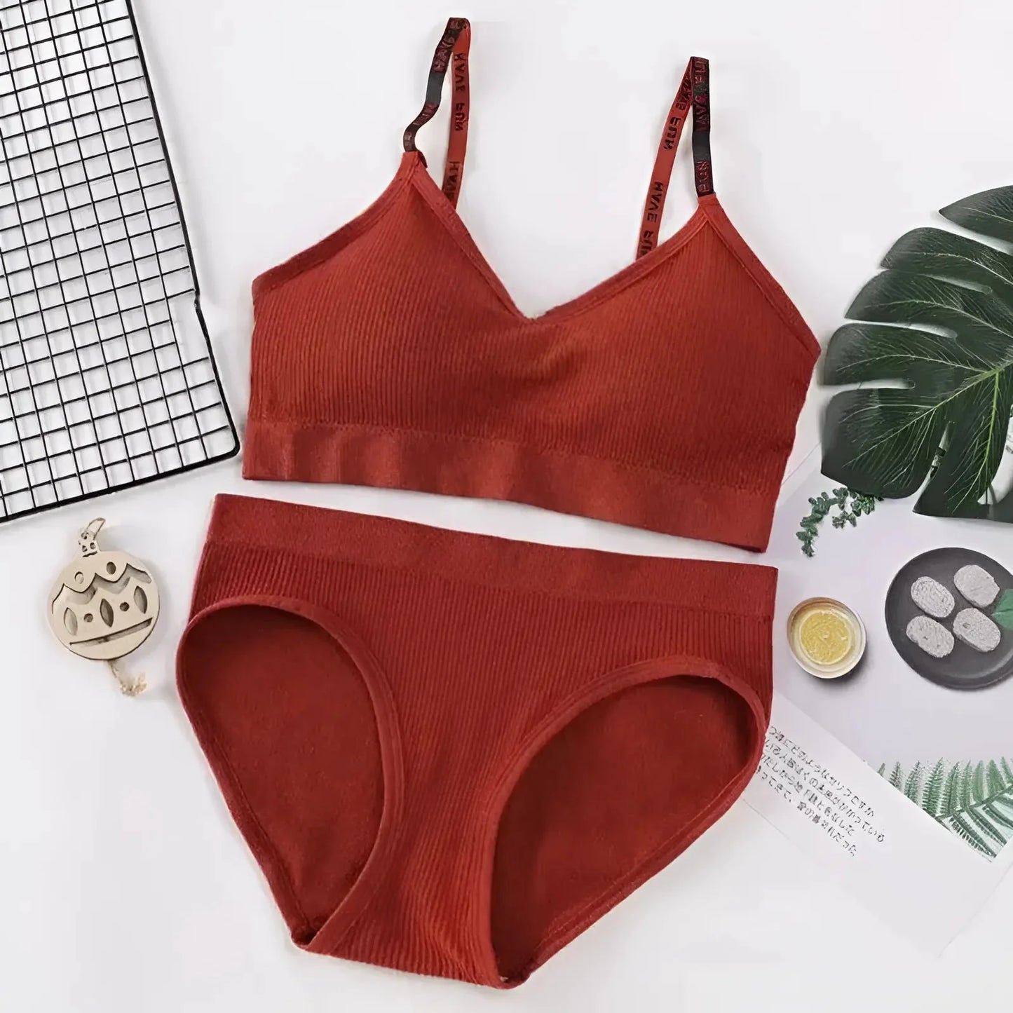 Red Universal Women's Lingerie Set
