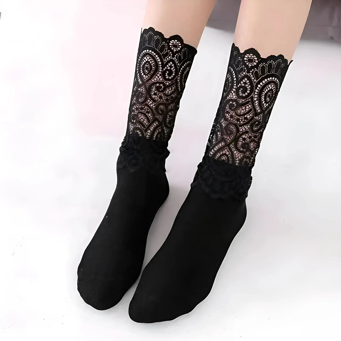 Soft Lace Trim Socks