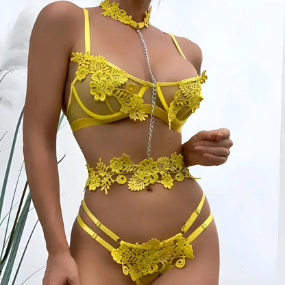 3-Piece Lingerie Set with Floral Lace