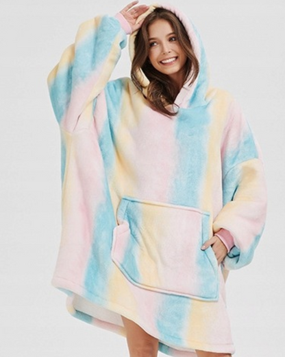 Flauschiger Oversize-Kapuzenpullover mit Tasche