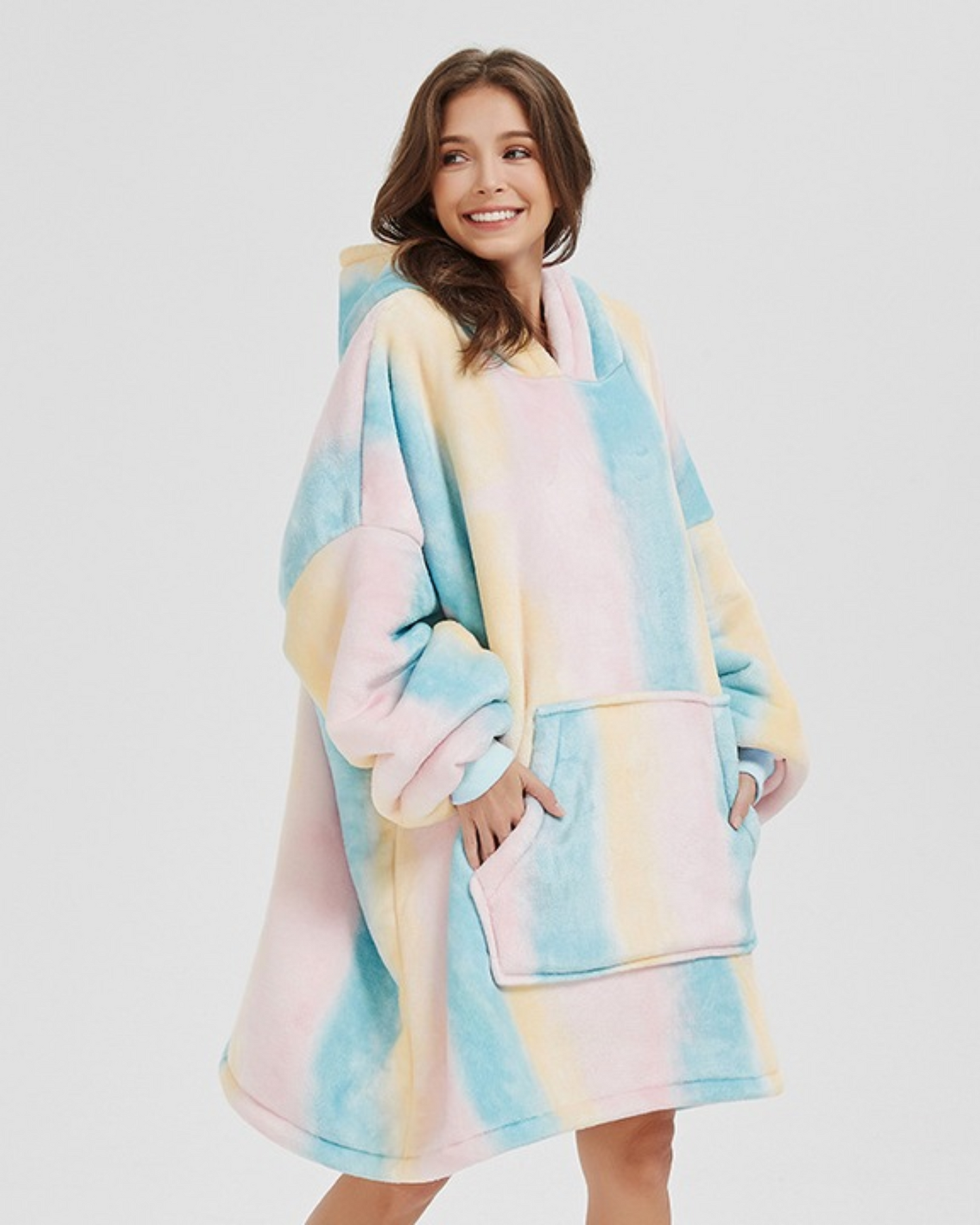 Flauschiger Oversize-Kapuzenpullover mit Tasche