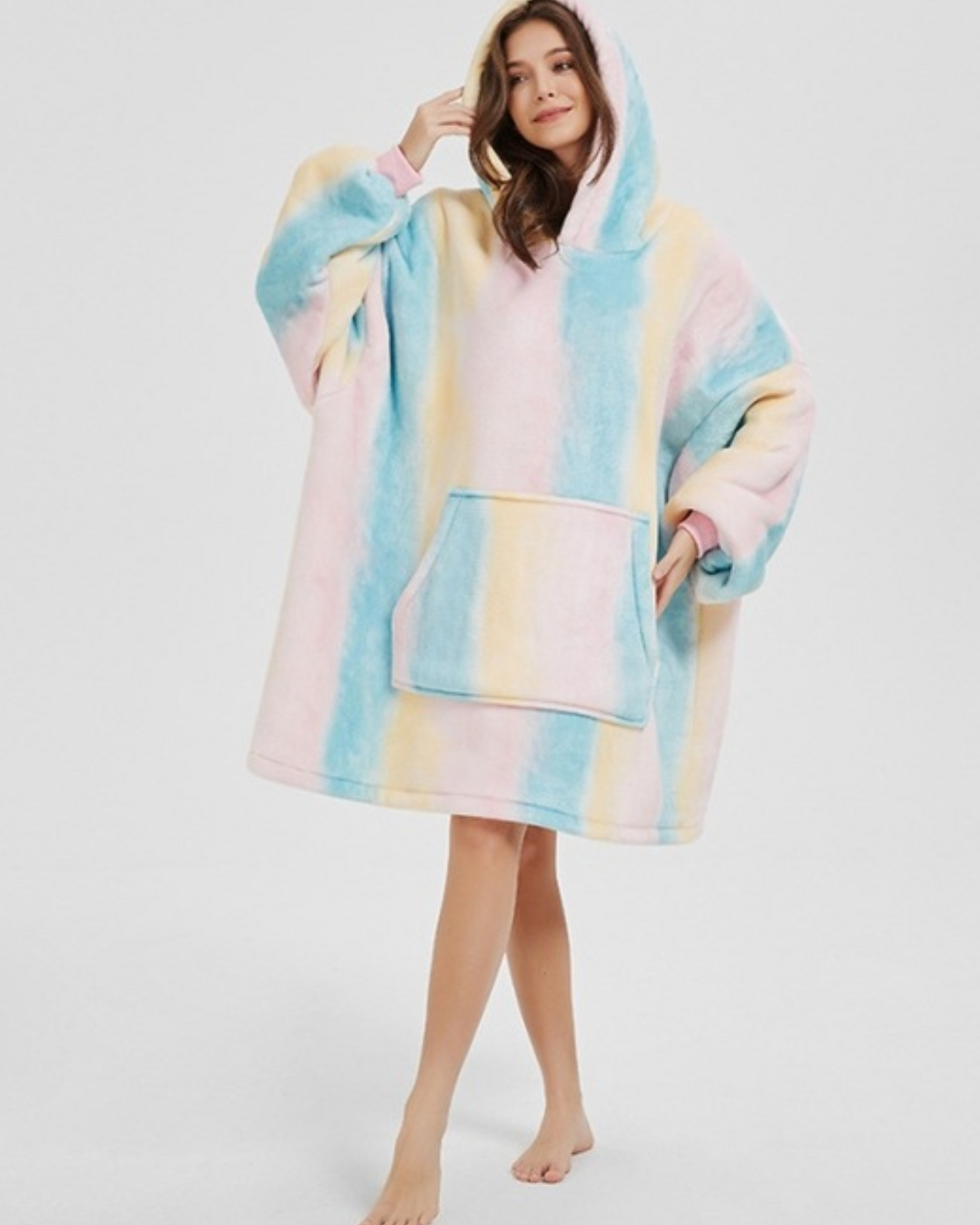 Flauschiger Oversize-Kapuzenpullover mit Tasche