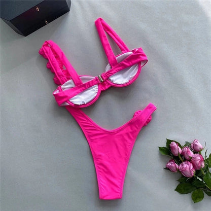 Zweiteiliger Badeanzug mit Push-Up-Cups