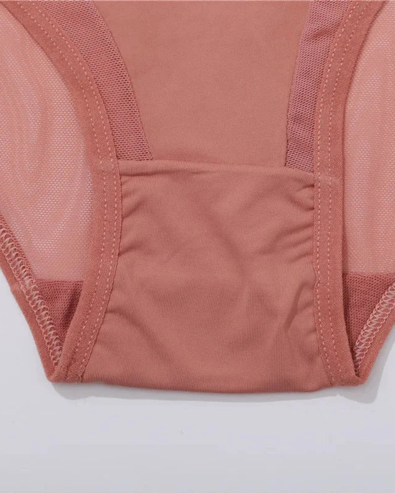 Slip mit dekorativem transparentem Netz