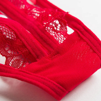 String mit Ausschnitt, verziert mit Perlen