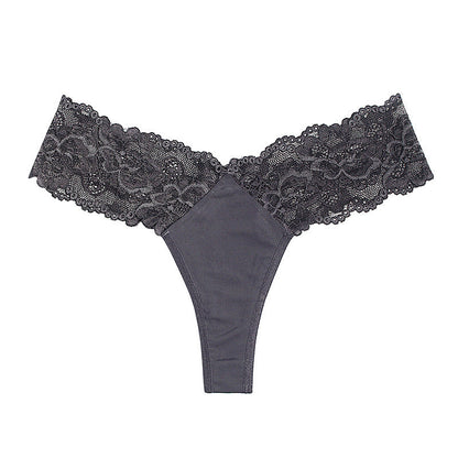 Satinstrings mit Spitzeneinsätzen