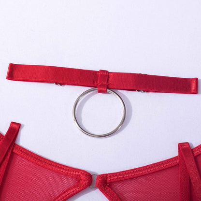 Set aus Unterwäsche mit Choker und Rock
