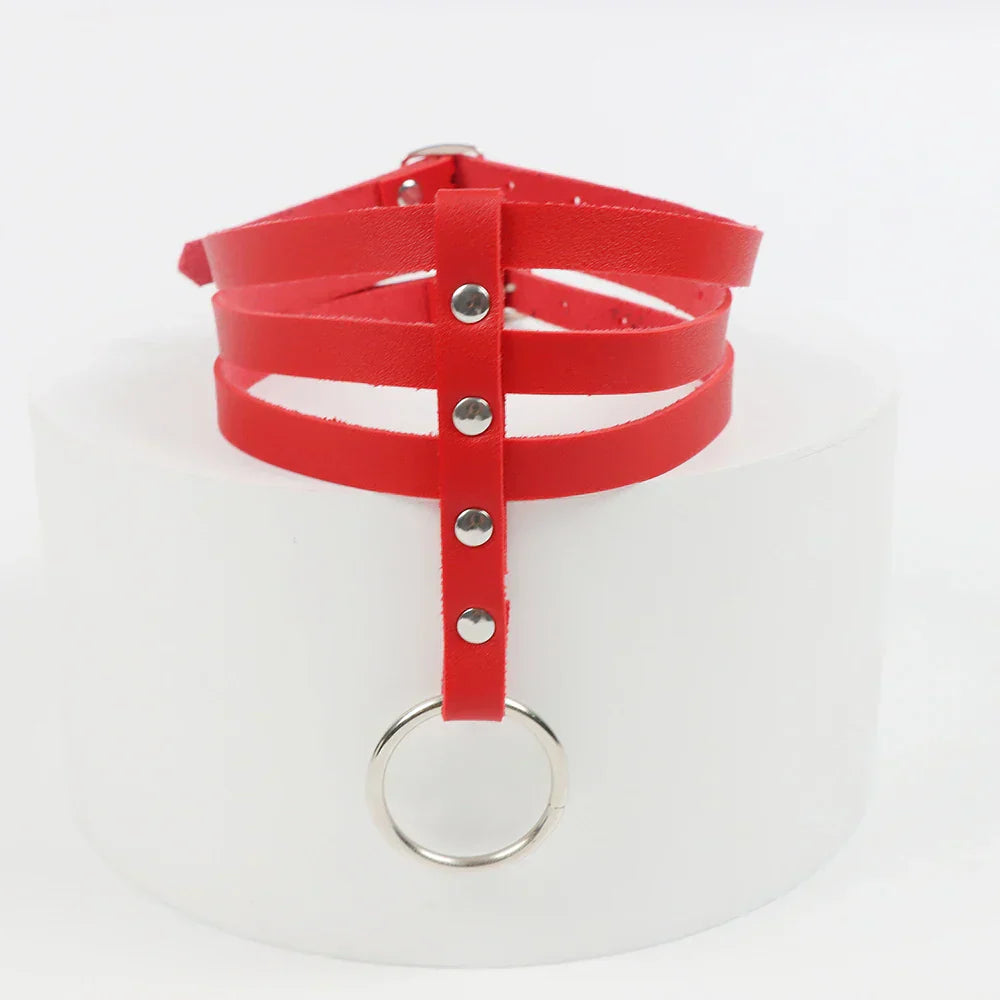 Choker-Geschirr mit verstellbaren Riemen