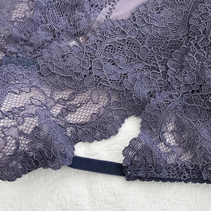 Sexy Slips mit Spitzen-Einsätzen