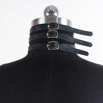 Choker-Geschirr mit verstellbaren Riemen