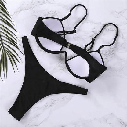 Bikini mit Push-up und verstellbaren Trägern
