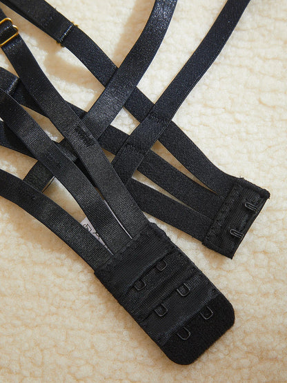 Komplettset Unterwäsche mit dekorativen Bändern