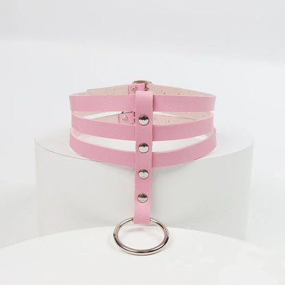 Choker-Geschirr mit verstellbaren Riemen
