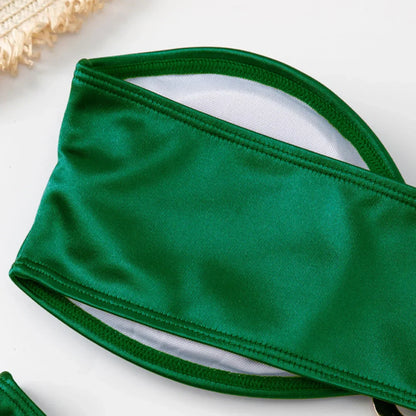 Bikini ohne Träger mit verstellbaren Polstern