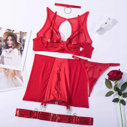 Set aus Unterwäsche mit Choker und Rock