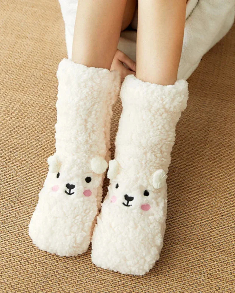 Flauschige Bärensocken