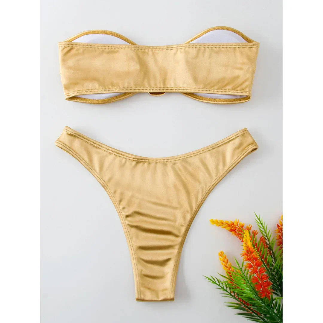Bikini ohne Träger mit verstellbaren Polstern